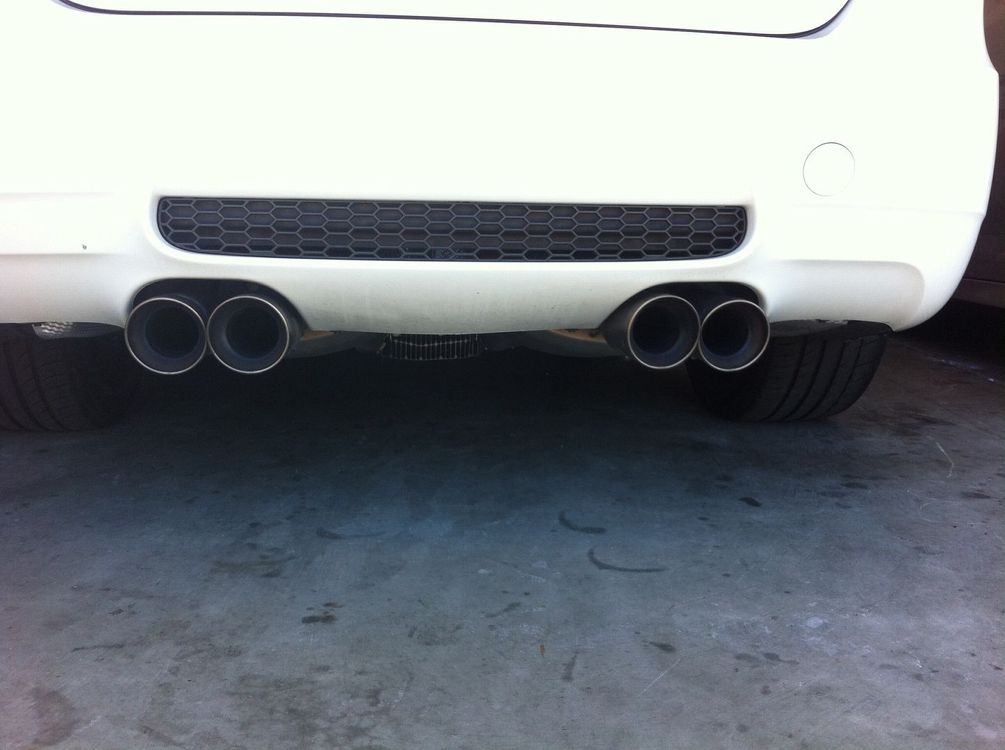 E90 exhaust fitment